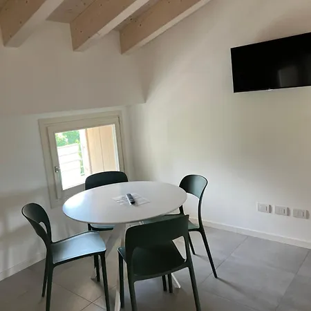 Le Casette Cinque Apartment *